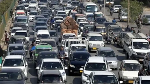 کراچی اسپیڈ لمٹ شاہراہ فیصل